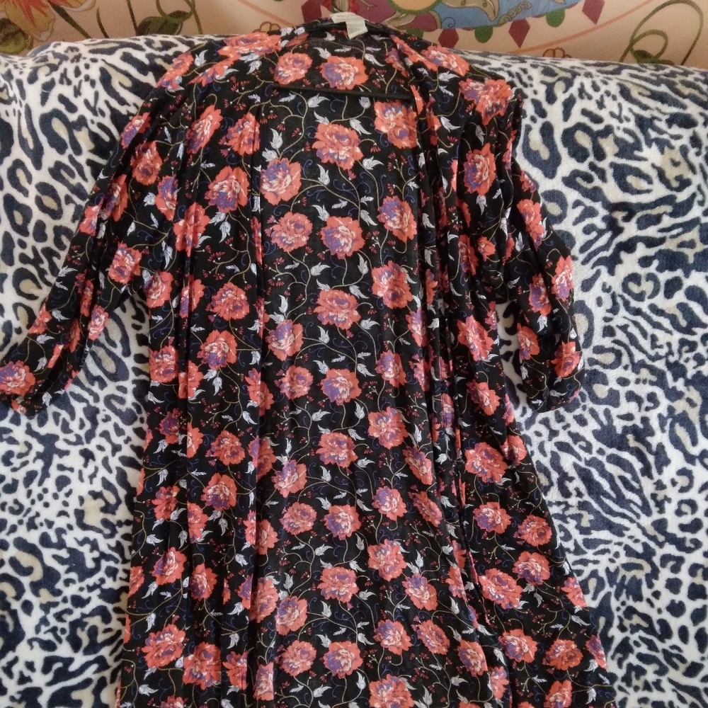 World market light robe coverup s/m